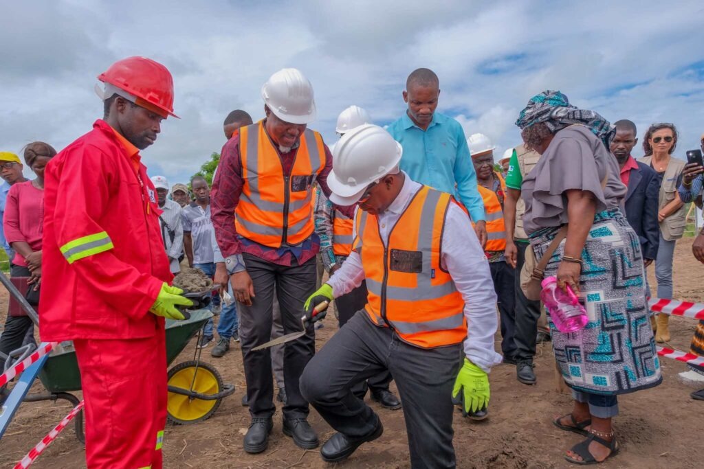 Lançamento Primeira Pedra 2